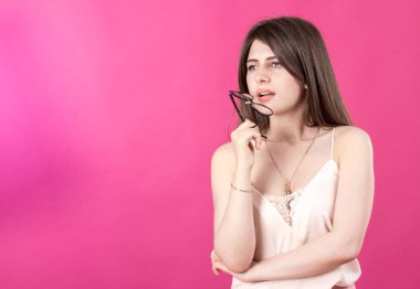 Şok güzel genç kadın portresi 