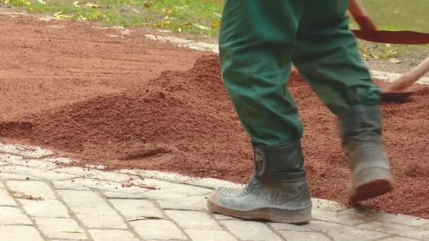 Compactando a superfície da estrada . — Vídeo de Stock