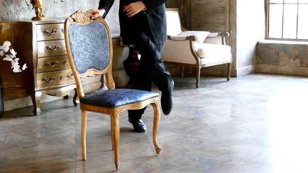 Man and chair, tango dance