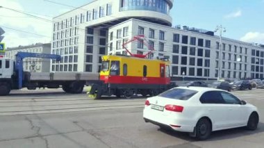 Klasik tramvay geçidi.