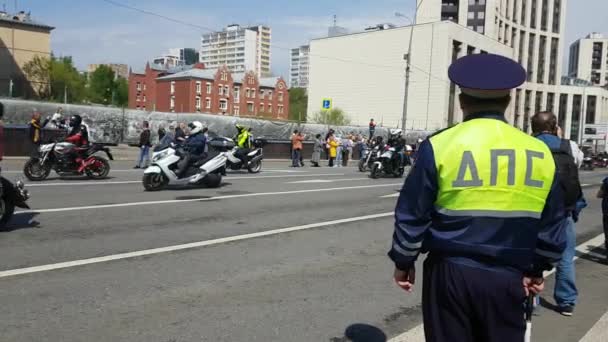 Desfile de motos tradicionales en Moscú . — Vídeo de stock