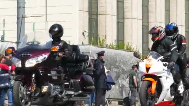 Geleneksel motosiklet parad Moskova'da.