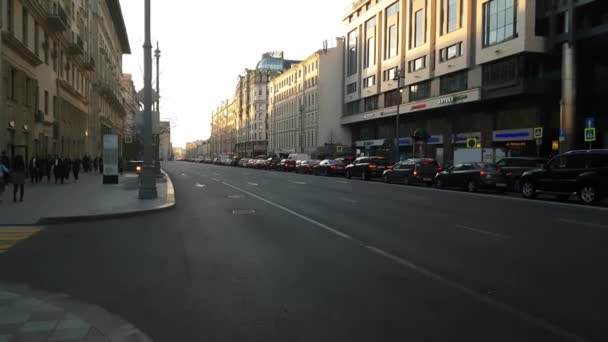 Hotel Interkontinental di jalan Tverskaya di Moskow — Stok Video