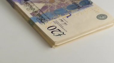 20 Pound Banknotes Rotating Closeup