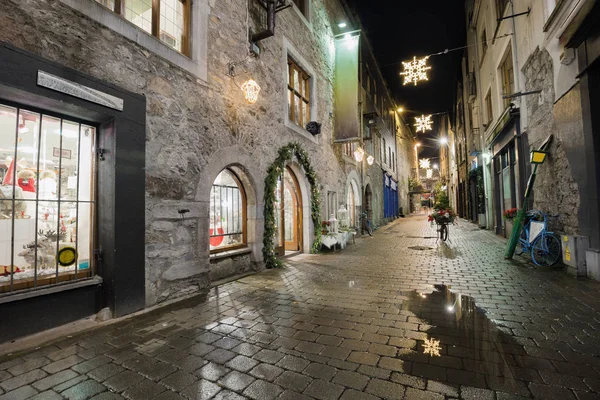 Stadtstraße bei Nacht — Stockfoto