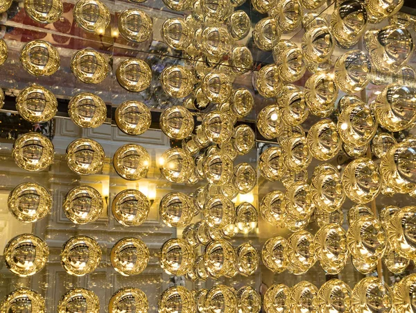 Textura abstracta de bolas metálicas de oro — Foto de Stock