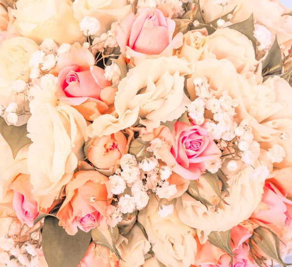 Rosa rosor bakgrund med vintage filter — Stockfoto