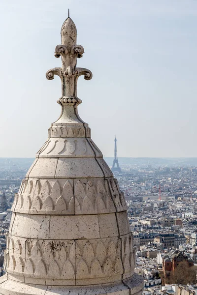 Vista de Paris do Sagrado Coeur em Montmartre hill — Fotografia de Stock