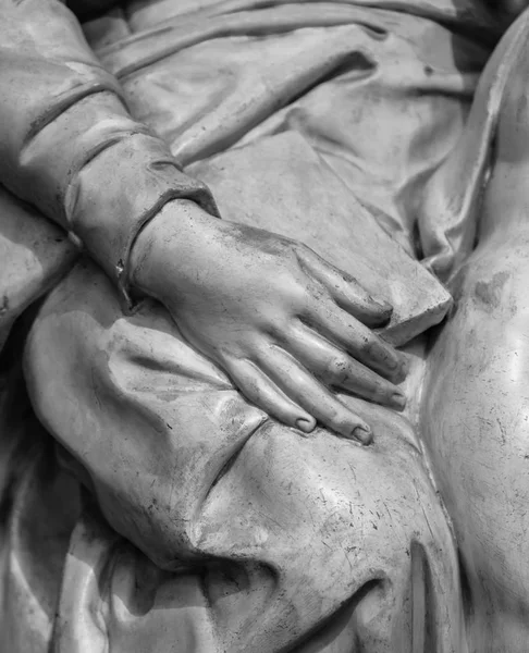 Stone statue detail of human hand — Stock Photo, Image