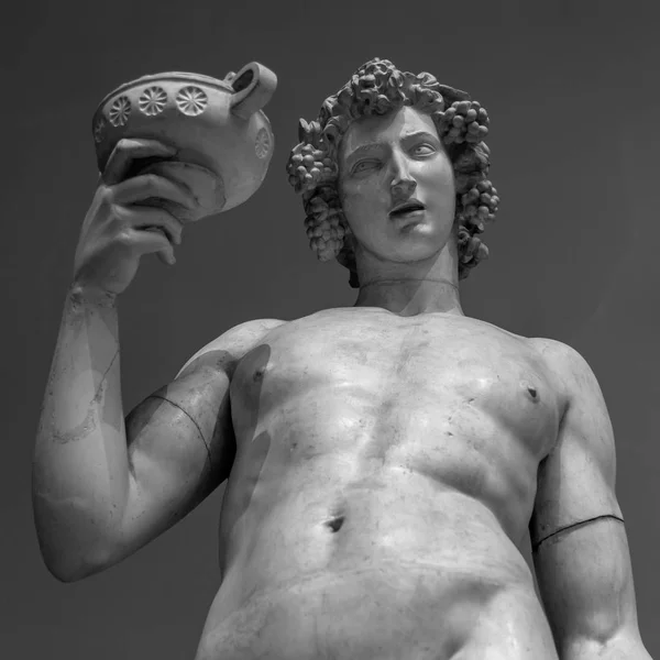 Dionýsos Bacchus víno sochu portrét — Stock fotografie
