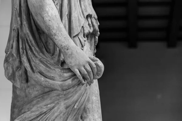 Estatua de piedra detalle de la mano humana — Foto de Stock