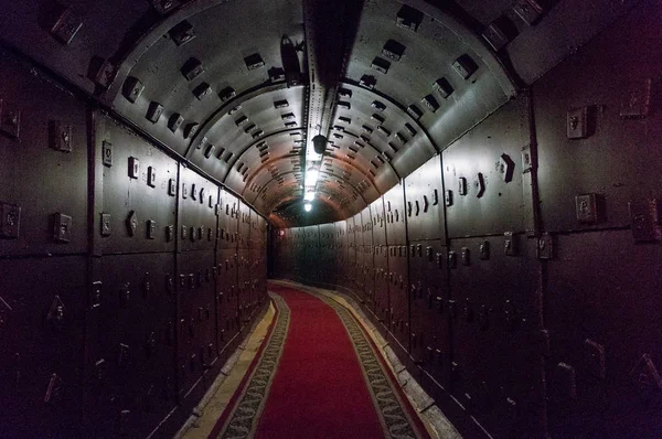 stock image Moscow, Russia - October 25, 2017: Tunnel at Bunker-42, anti-nuclear underground facility built in 1956 as command post of strategic nuclear forces of Soviet Union