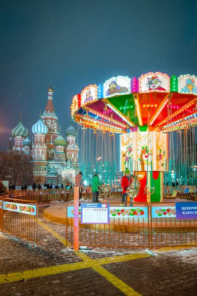 Moscow, Russia - December 5, 2017: Christmas tree Trade House GUM on Red Square in Moscow, Russia — Stock Photo, Image