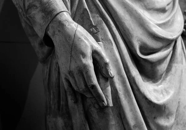 Detalhe estátua de pedra da mão humana — Fotografia de Stock