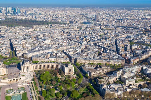 Belle vue panoramique de Paris depuis la Tour Eiffel — Photo