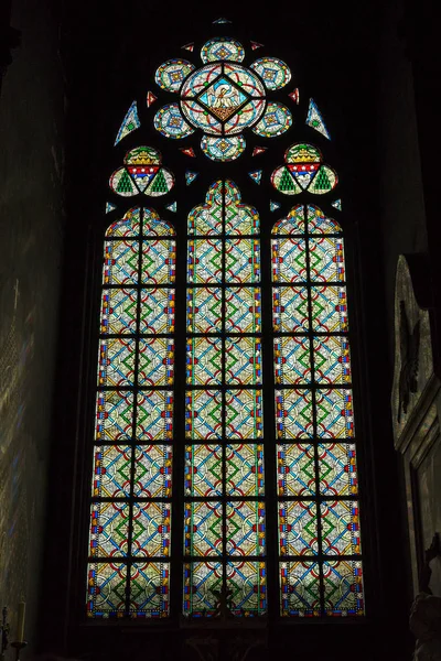 Paris, France, March 27 2017: stained glass window in Notre dame cathedral, Paris — Stock Photo, Image