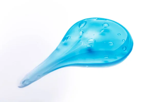 Kosmetische Creme Gel Texture Isoliert auf weißem Hintergrund. Nahaufnahme von grünen transparenten Tropfen Hautpflegeprodukt. Hohe Qualität — Stockfoto