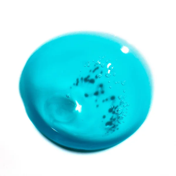 Cosmetic Cream Gel Texture Isolerad på vit bakgrund. Close Up Of Green Transparent Drop Of Skin Care serum. Hög kvalitet — Stockfoto