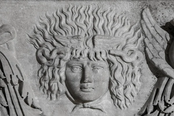 Medusa Medallion Images Libres De Droit Photos De Medusa Medallion Depositphotos Medusa Medallion Images Libres De Droit Photos De Medusa Medallion Depositphotos