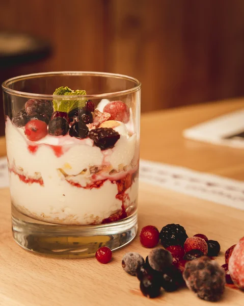 Greek Yogurt Cereal Jam — Stock Photo, Image