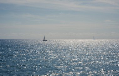 Güzel deniz manzarası ile yat 