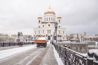Moskova, Rusya - 17 Ocak 2016: Kar temizleme makineleri