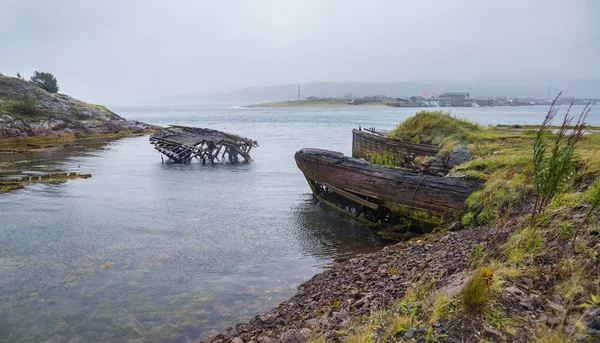 Les Vieux Bateaux Bois Inondés Dans Eau Mer Barents Teriberka — Photo