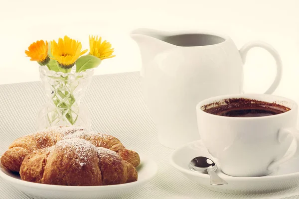 Petit déjeuner avec café — Photo