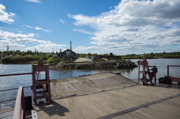 Veerdienst van Kiryanovskaya (Vognemskaya) — Stockfoto