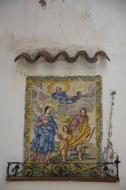 Dini nedenlerden dolayı Sitges taşlarla
