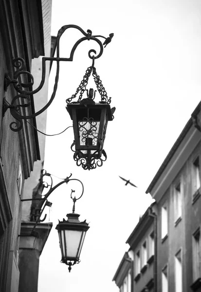 Lâmpada de rua velha — Fotografia de Stock