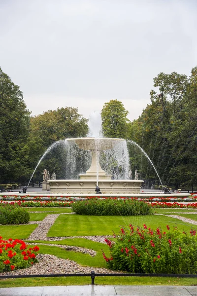 Fontanna w Ogród Saski, Warszawa, Polska — Zdjęcie stockowe