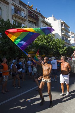 sitges şehrinde gay pride