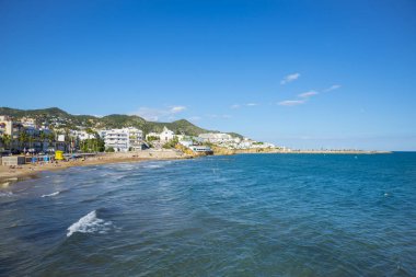 Sitges, Katalonya, İspanya - 05 Haziran 2017: Sitges plajlar. Set of görünümü
