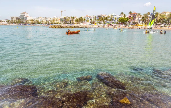 Sitges, Katalonya, İspanya - 18 Temmuz 2017: sahil güvenlik Sitges sahilde