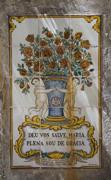 Seramik Karo Montserrat içinde