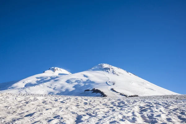 Sneeuw Bedekt Elbrus Bergen — Stockfoto