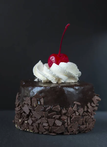 Delicious Chocolate Cake Red Cherry Vertical — Stock Photo, Image