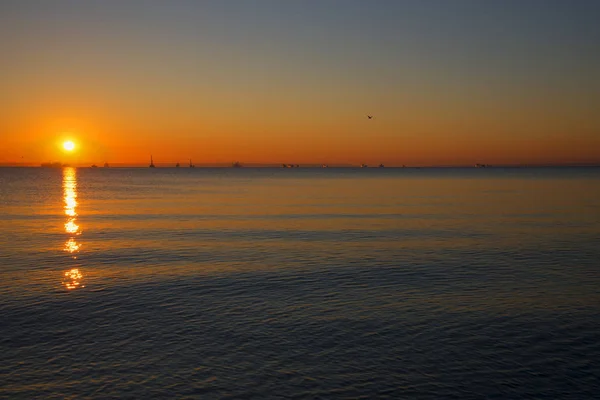 Coucher de soleil sur la mer noire — Photo