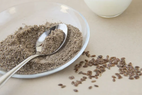 Flax seeds on a spoon — Stock Photo, Image