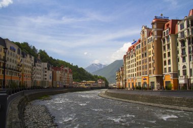 Rosa Khutor, Krasnodar Krayı / Rusya - 11 Mayıs 2013: Rosa Khutor Alpine Resort