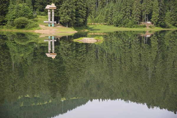 Jezero Synevyr Karpaty Ukrajina — Stock fotografie