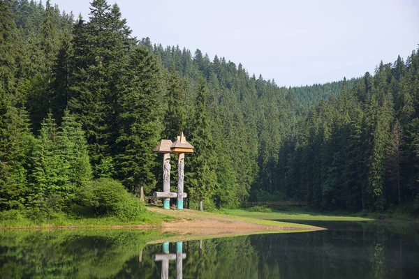 Synevyr Největší Jezero Ukrajinské Karpaty — Stock fotografie