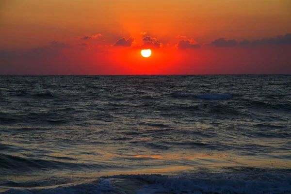 Wunderschöner Farbenfroher Sonnenaufgang Über Dem Meer Kertsch Krim — Stockfoto