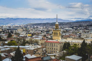 Tiflis, Gürcistan - 3 Nisan 2018: Panoramik Tbilisi şehrin