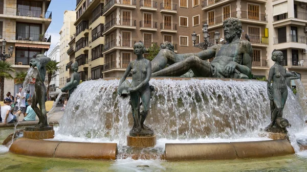 Fuente Turia - Plaza de la Virgen. Valencia ciudad, España — Foto de Stock