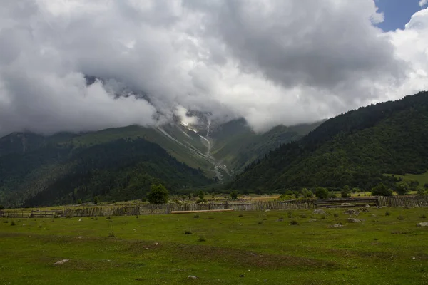 Vista panoramica, Caucaso, Georgia — Foto Stock