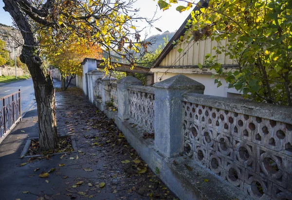 En gata i Bakhchysarays gamla stad — Stockfoto