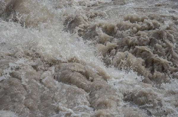 Azau (baksan) Fluss (kabardino-balkaria)) — Stockfoto