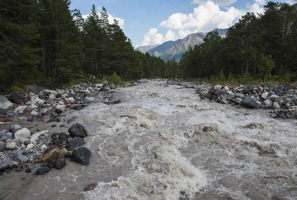 Baksan (rivier) (Kabardino-Balkarië) — Stockfoto
